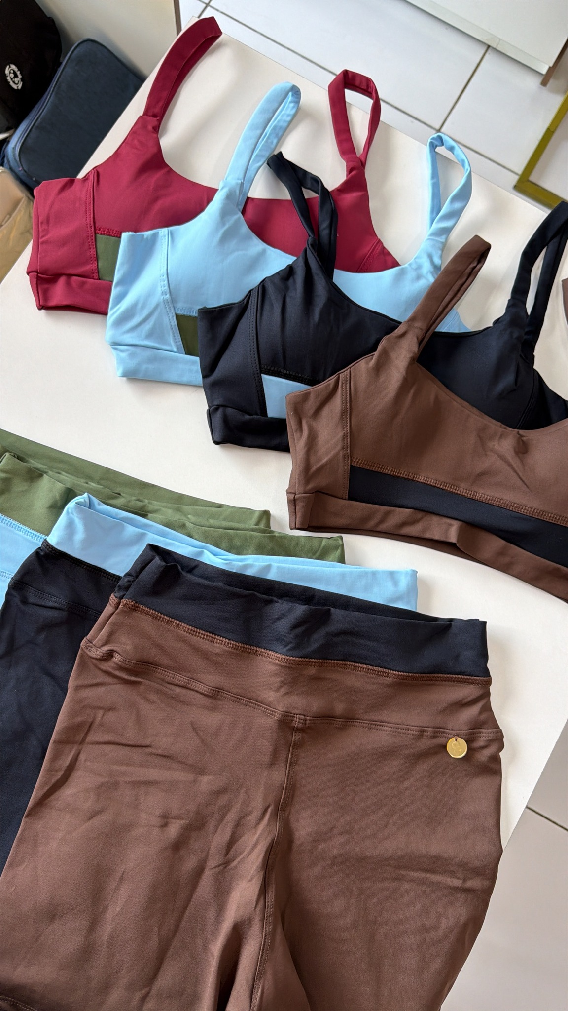 Conjunto bicolor poliamida
