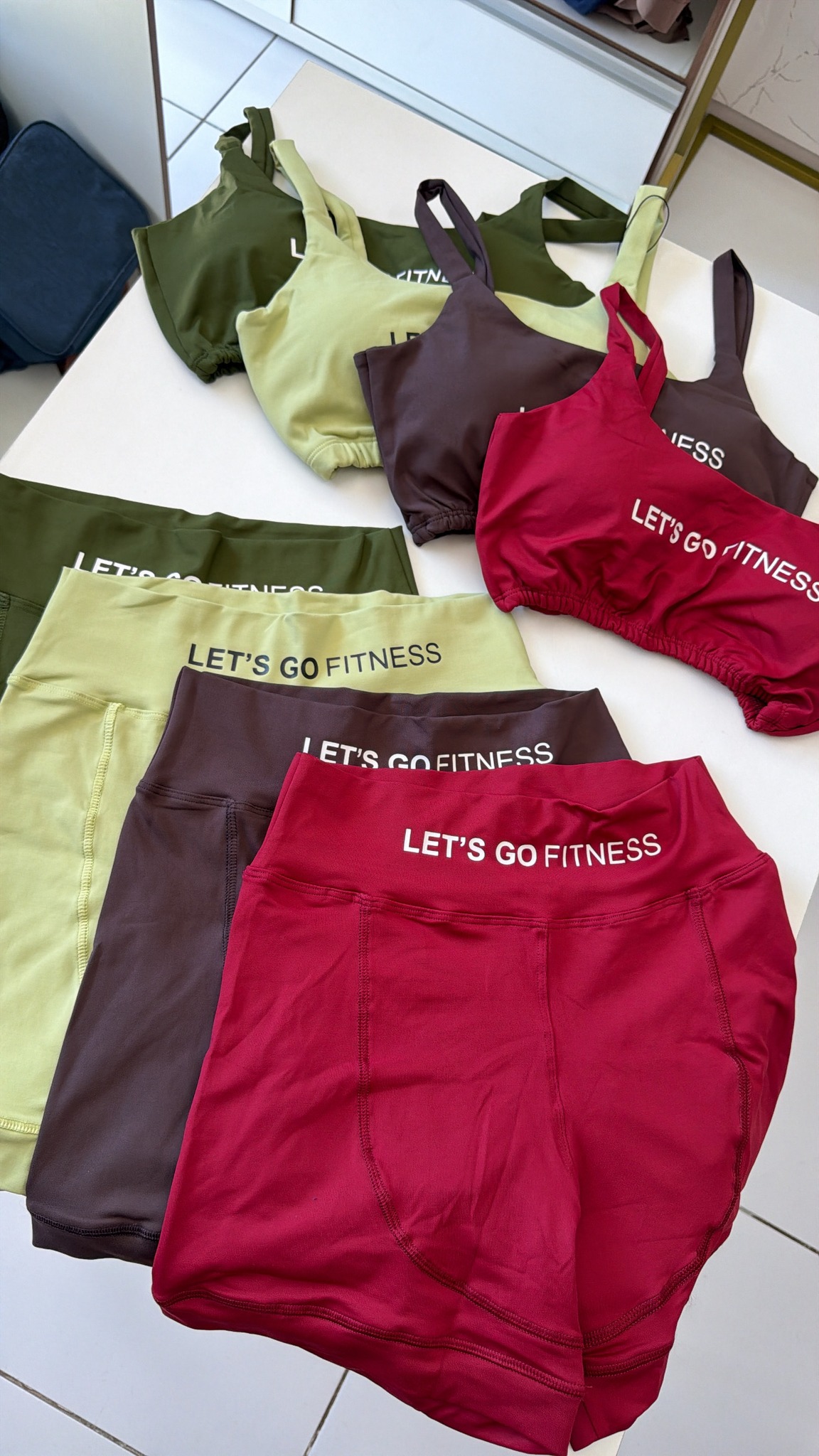 Conjunto lets