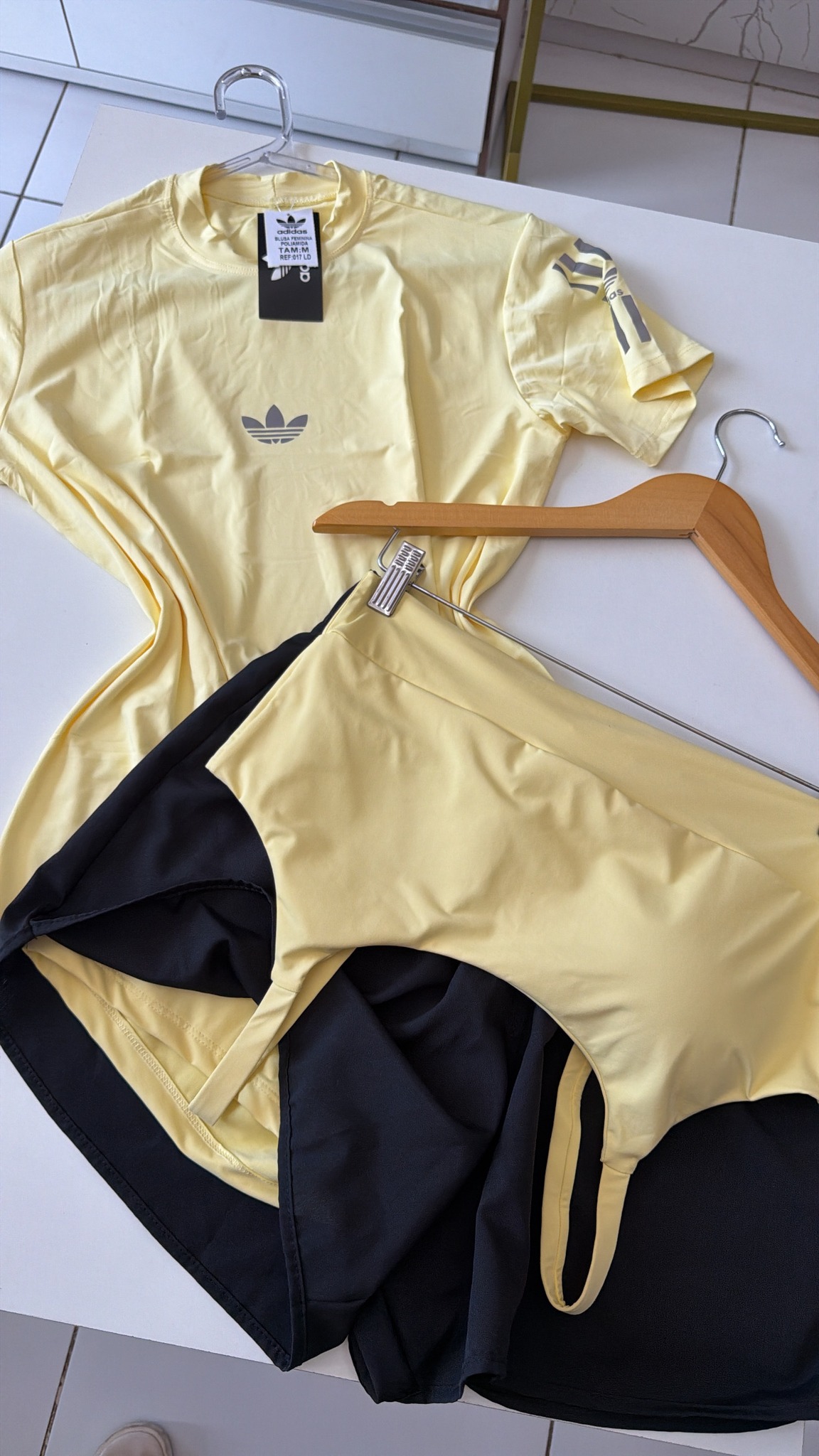 Combo conjunto + blusa